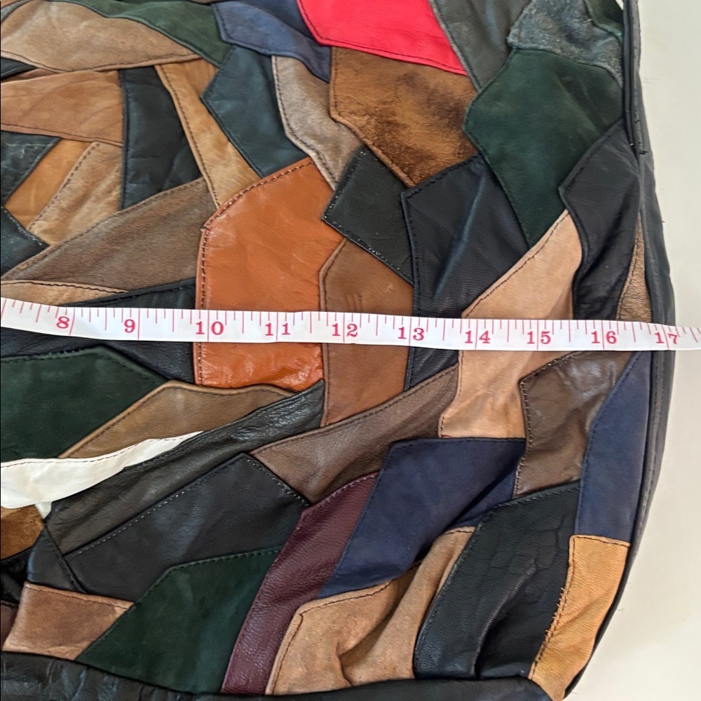 LEATHER SHOULDER/HOBO/TOTE BAG MULTICOLORED SWATCHES OF LEATHER VINTAGE NO TAGS - Picture 12 of 13